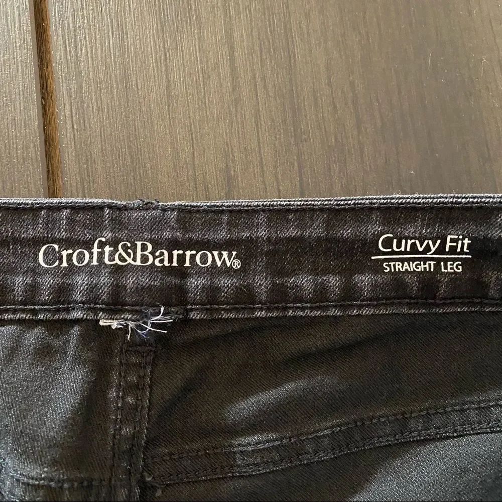 Croft & Barrow black wash size 32 Curvy fit straight leg - Picture 2 of 6